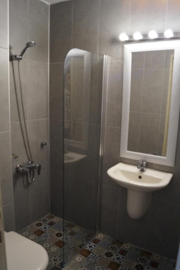 Marina Sahil Hotel Кешме Экстерьер фото