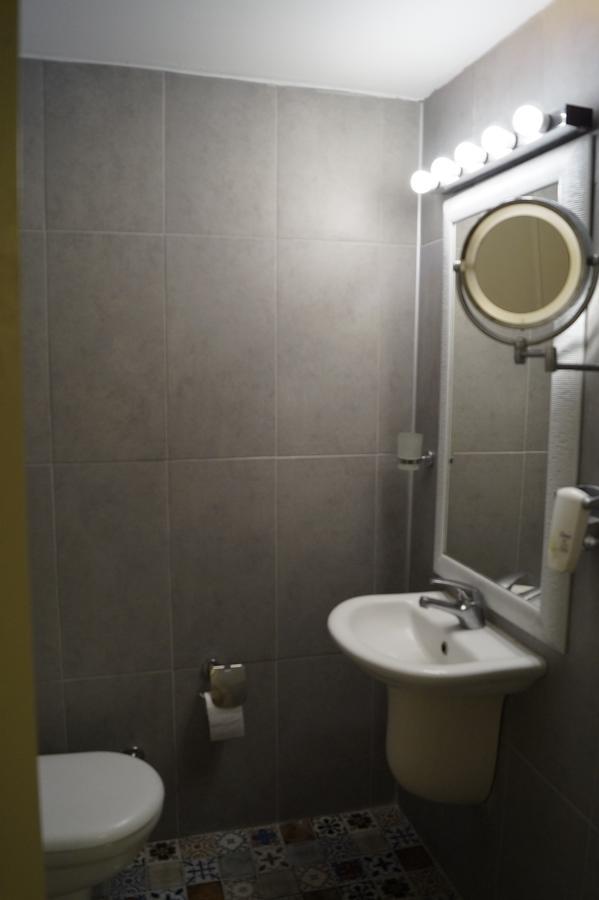 Marina Sahil Hotel Кешме Экстерьер фото